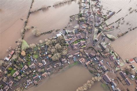 27 Staggering New Pictures Of The Somerset Levels Floods | Somerset ...