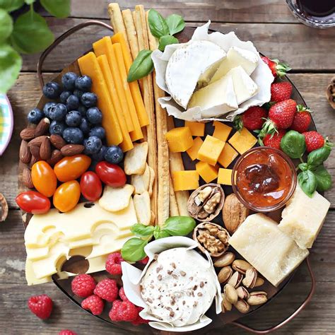 Cheese Platter: A Step-By-Step Guide To The Perfect Party Tray