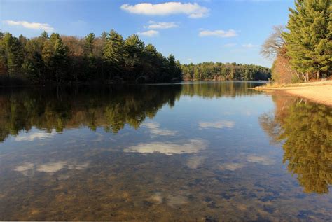 Lake, reflection, and landscape at Mirror Lake State Park, Wisconsin image - Free stock photo ...