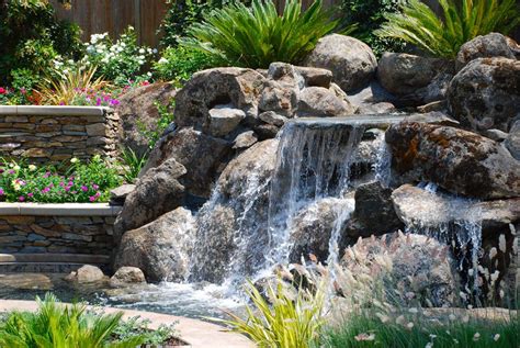 Rock Waterfalls for Landscaping | Natural Rock Water Features | Lidyoff ...