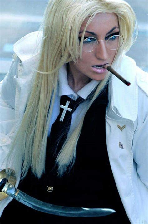 Sir Integra Fairbrook Wingates Hellsing (😈Hellsing😈) cosplay 😊👌 | Anime Amino