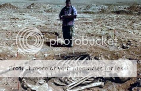 Giant Skeletons Found In Northern India