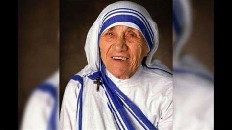 Mother Teresa Biography: Birthday, Early Life, Works, Awards, Facts ...