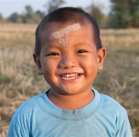 File:Little boy of Laos laughing.jpg - Wikimedia Commons