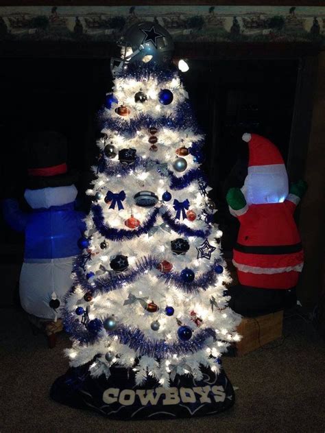 Cowboys themed tree | Dallas cowboys christmas, Dallas cowboys ...