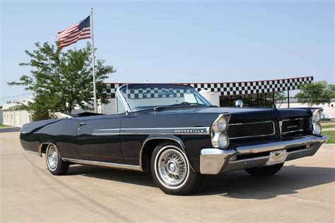 1963 Pontiac Bonneville Convertible | Pontiac bonneville, Pontiac, Pontiac cars