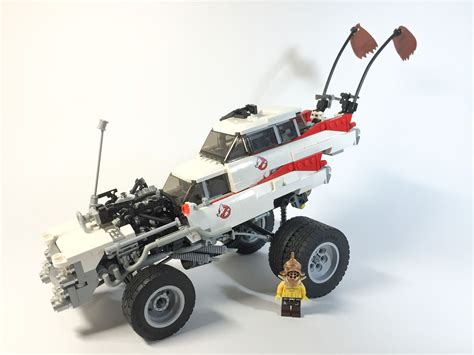 Mad Max's insane vehicles look awesome in Lego | The Verge