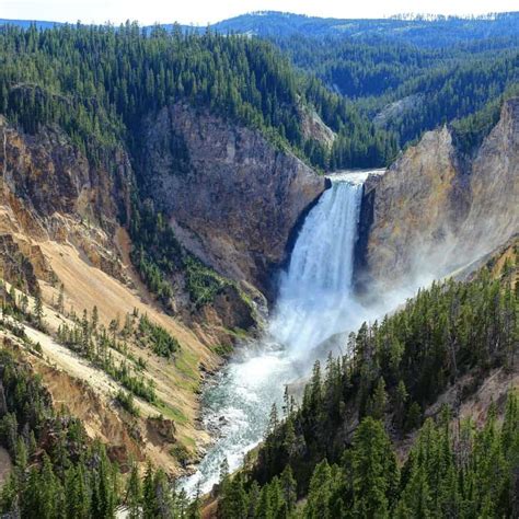 One day in Yellowstone National Park with Kids- West Entrance Loop - The Homebody Tourist