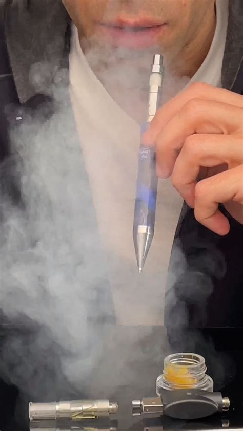 CloudV Writing Vape Pen Unboxing/In Action: An immersive guide by Cloud ...