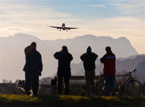 Plane spotting & Photography - AeroTime