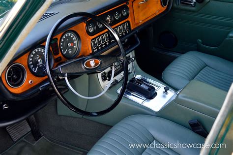 1972 Jaguar XJ6 Sedan by Classic Showcase