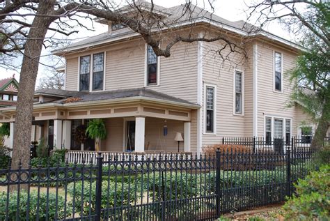 BLUE SKY AHEAD: Denton, Texas: Historic District