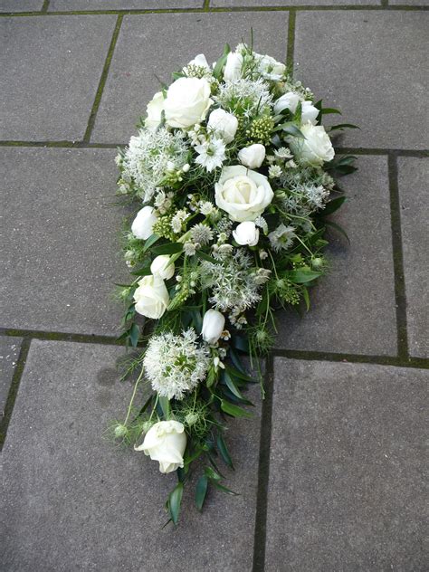 Casket Flowers, Funeral Flowers, Flowers Bouquet, Funeral Floral Arrangements, Beautiful Flower ...