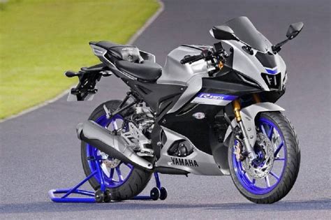 Yamaha R15 M Bcw4 Metallic Grey And Copper Bike at Rs 177000 | Yamaha ...