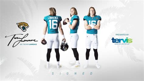 Official: Jaguars sign quarterback Trevor Lawrence