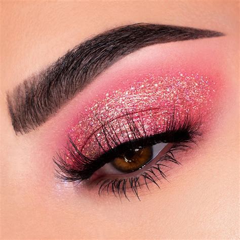 Find more information on eye makeup tutorials #eyemakeupidea | Eye makeup designs, Pink makeup ...