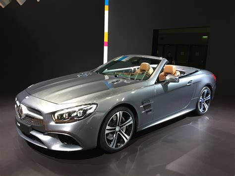 2017 Mercedes-Benz SL Gets Svelte New Look, Nine-Speed Gearbox: Video