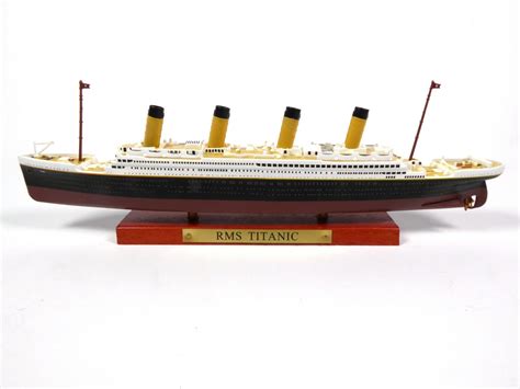 Ultra Rare Titanic Breakaway Sinking Toy Model 1999 Submersible Model ...