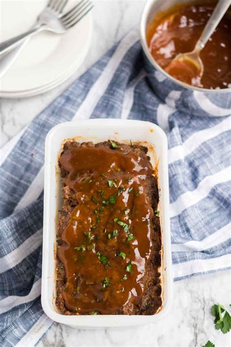 Classic Meatloaf with Brown Gravy - just like Mom's! » Persnickety Plates