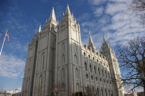 File:Salt Lake LDS Temple.jpg - Wikimedia Commons