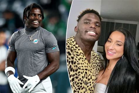 Dolphins' Tyreek Hill marries longtime fiancée Keeta Vaccaro