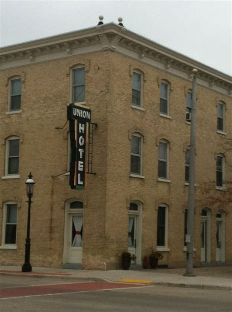 Union Hotel, De Pere, Wisconsin | De pere, Historic homes, Wisconsin