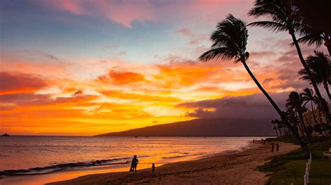 Sundown in South Maui: 5 Places to Enjoy the Sunset in Kihei | Coldwell Banker Island Vacations