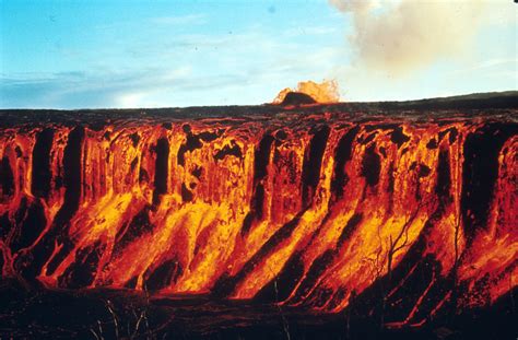 22 Great Photographs Of The Kilauea Volcano Eruption, Hawaii (1969-1974 ...