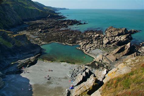 Tunnels Beach | Devon Guide