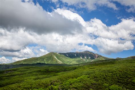 Daisetsuzan National Park: Asahidake to Naka Dake Loop Hike