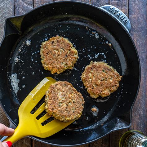 Easy Keto Tuna Fritters Recipe (Low Carb/Whole30/Gluten-Free) - Blondelish.com