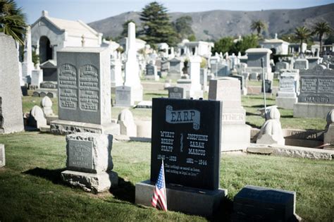 Wyatt Earp's Grave – Colma, California - Atlas Obscura