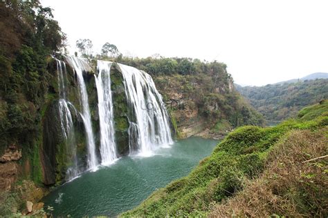 Huangguoshu Waterfall And Water Curtain Cave Picture And HD Photos | Free Download On Lovepik