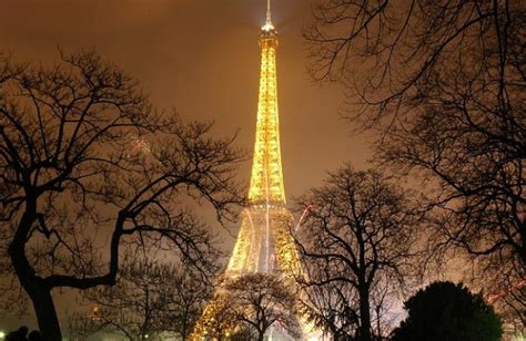 Grand party of New Year’s Eve 2022 in Paris