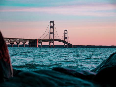 7 Interesting Facts About the Mackinac Bridge