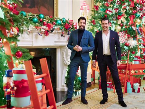 Jonathan and Drew Scott Will Host HGTV's 'White House Christmas 2023' | Latest HGTV Show, Star ...