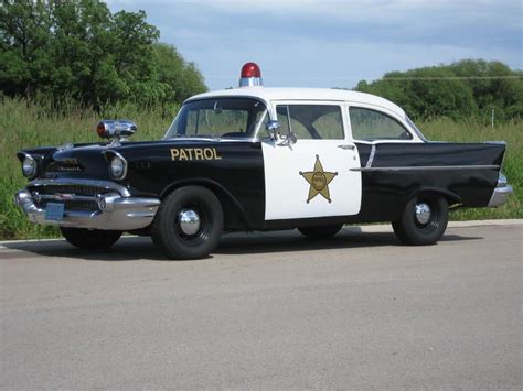 Pin by Joel Garza on Cars | Police cars, Police car pictures, Old police cars