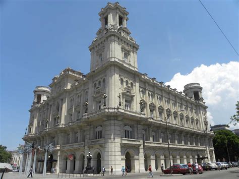 Welcome to the museum Museo Nacional de Bellas Artes de La Habana ...