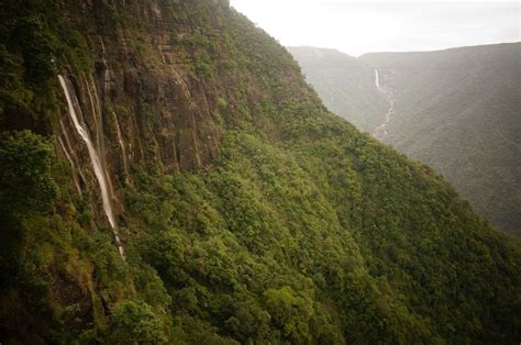 Heres Why The Eastern Khasi Hills Of Meghalaya Are One Of The Most Romantic Destinations In ...