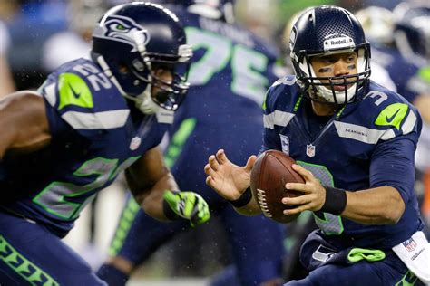 Seahawks QB may be undersized, but he keeps coming up big