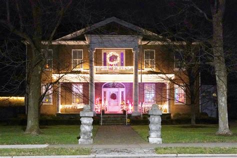 An Evening on the Trail: A Christmas Visit to Bardstown [Photo Gallery ...