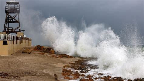 Hurricane Milton tracker update live: Where is it? When is Florida landfall?