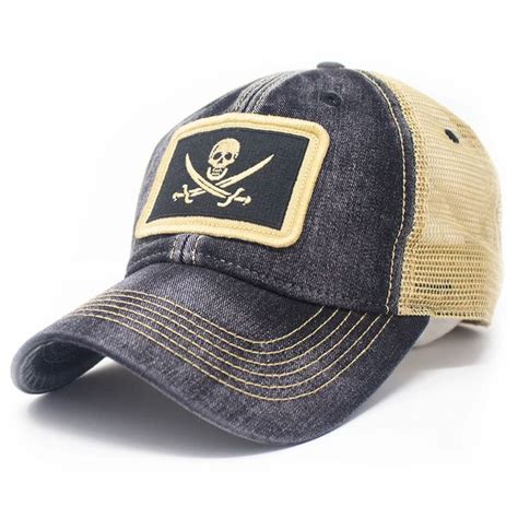 Calico Jack Skull and Swords Pirate Flag Trucker Hat, Black | S.L ...