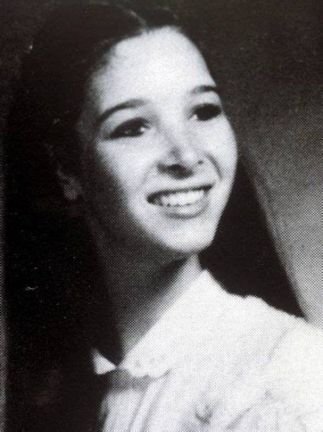 Lisa Kudrow Childhood Photos - International News Update