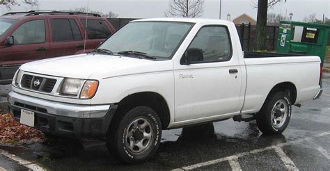 2000 Nissan Frontier Regular Cab. The official car of? : r ...