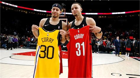 Steph Curry Includes His Brother, Seth, on His List of Three Best ...