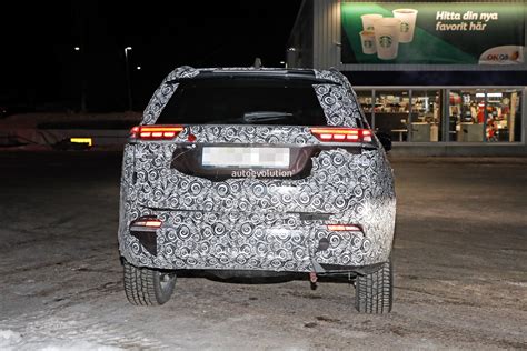 2023 Jeep Commander RHD Spied Cold-Weather Testing - autoevolution