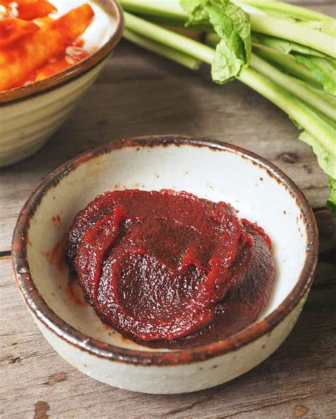 The 4 Best Gochujang Substitutes - Vegan Punks