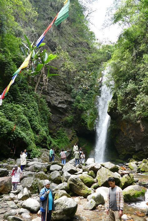 Kanchenjunga Waterfalls Pelling - Treebo Blog