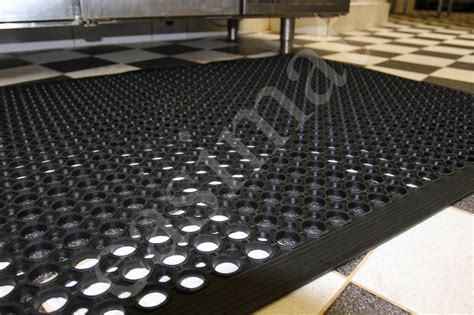 Large Heavy Duty Industrial Rubber Mat 5ft x 3ft FED 21514 - Easimat